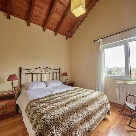 Casa Caralveluna Holiday home Cubas (Cantabria)